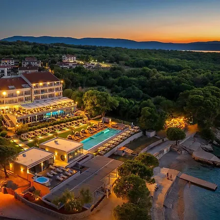 Spa&Wellness Hotel Pinia-3